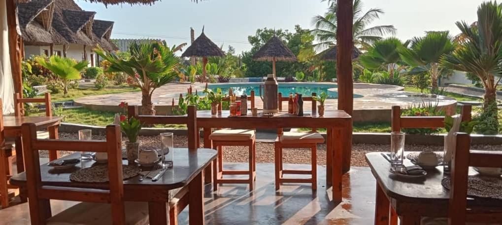 Africa Dream Bungalow Kiwengwa Hotel Kiwengwa  Bagian luar foto